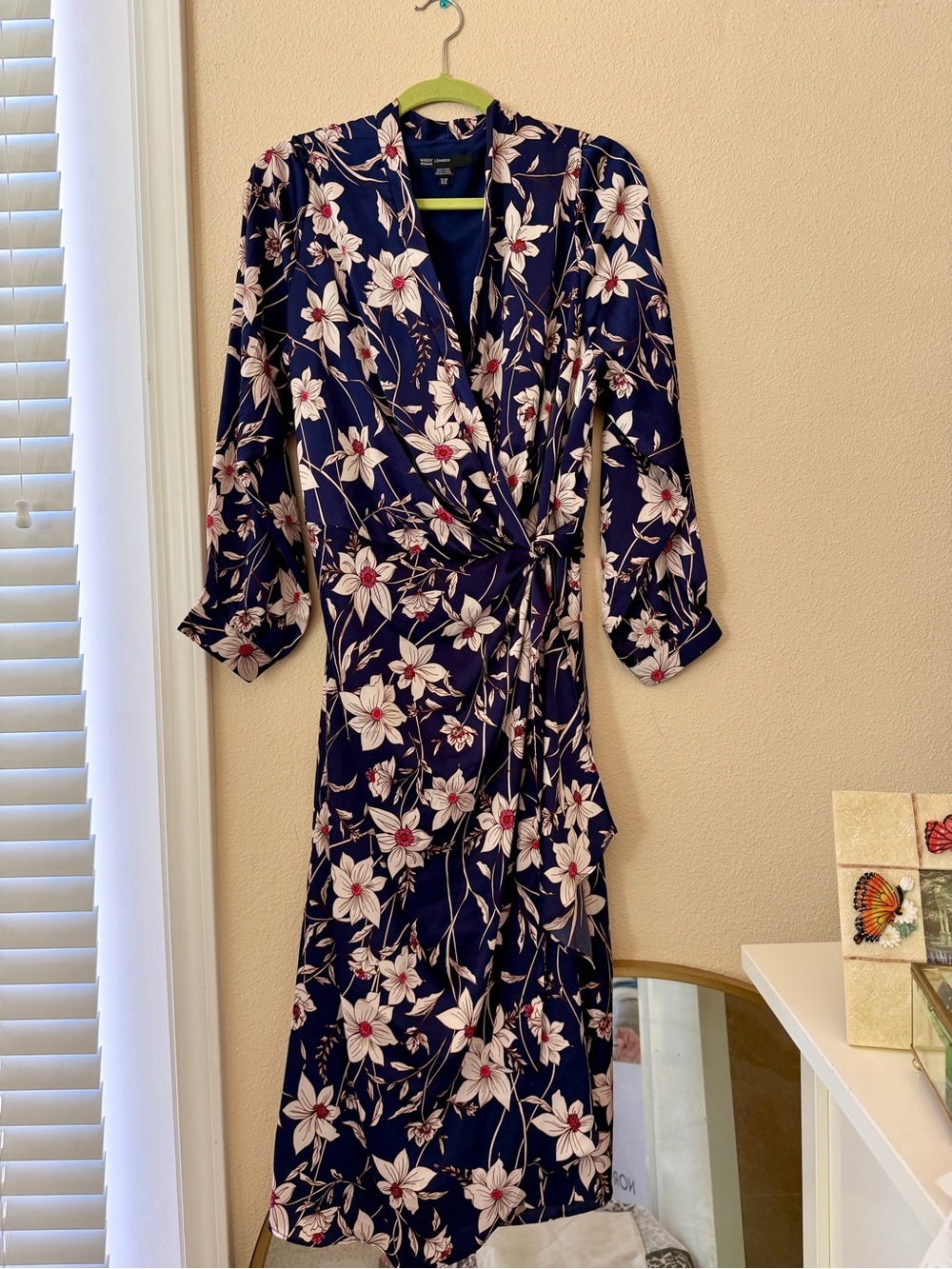 Maggy London Navy Floral Wrap Dress with White & Pink Blooms. In great condition
